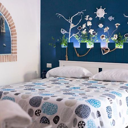 Stabiae Luxury Rooms カステッランマーレ・ディ・スタービア エクステリア 写真