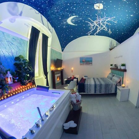 Stabiae Luxury Rooms カステッランマーレ・ディ・スタービア エクステリア 写真
