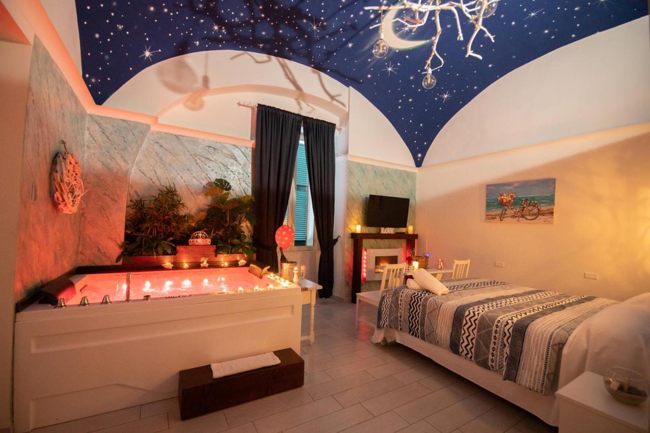 Stabiae Luxury Rooms カステッランマーレ・ディ・スタービア エクステリア 写真