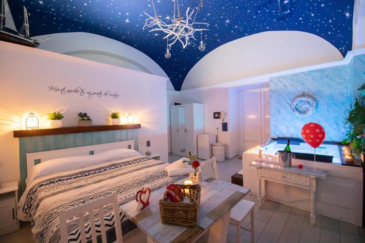 Stabiae Luxury Rooms カステッランマーレ・ディ・スタービア エクステリア 写真